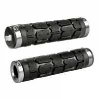 Gripy MTB ODI Rogue Lock-On Bonus Pack černá / stříbrná